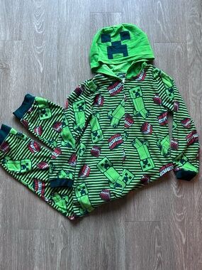 Minecraft Boys Hooded Onesie Pajamas Creeper TNT Size L 12/14